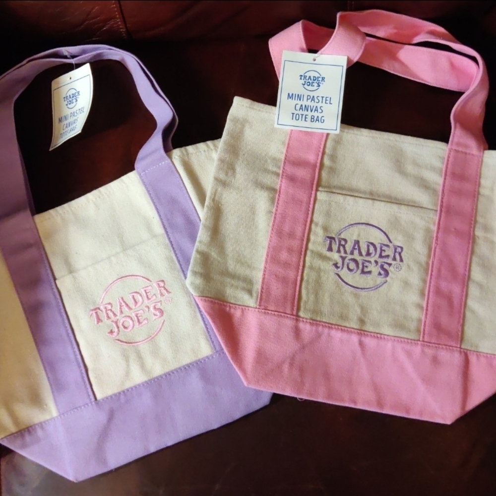(2) NEW Trader Joe's Mini Pastel Canvas Tote Bags - Pink And Lavender